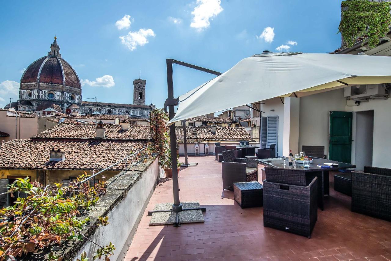 شقة Penthouse With Big Terrace Duomo View فلورنس المظهر الخارجي الصورة